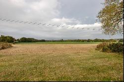 Lenham Road, Headcorn, Ashford, Kent, TN27 9LJ