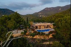 Villa with sea view in Cala Tarida