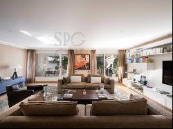 Exclusive - High-end triplex apartment in Conches