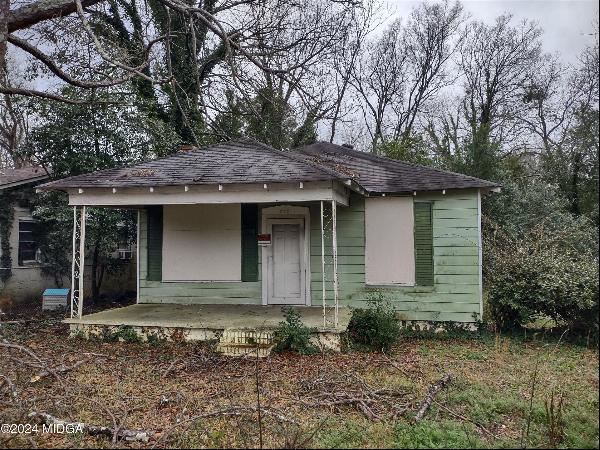 210 Moseley Avenue, Macon GA 31204