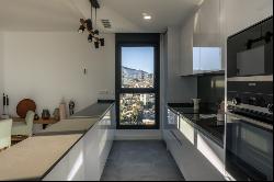 Four-bedroom penthouse in a cutting edge off-plan complex with p, Málaga 29001