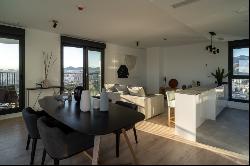 Four-bedroom penthouse in a cutting edge off-plan complex with p, Málaga 29001