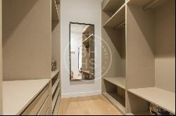 221 sqm luxury flat for sale in Sol, Madrid, Madrid 28028