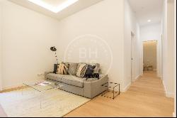 221 sqm luxury flat for sale in Sol, Madrid, Madrid 28028