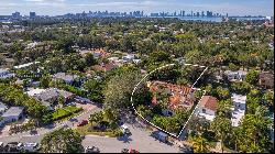 3500 Flamingo Dr, Miami Beach FL 33140