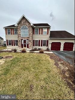24 Versailles Court, Reading PA 19605