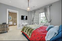 Orchard Way, Esher, Surrey, KT10 9DY