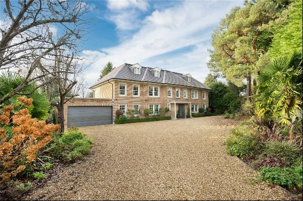 Orchard Way, Esher, Surrey, KT10 9DY