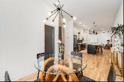 Exquisite New Construction Townhome with Rooftop Deck-Madison Park