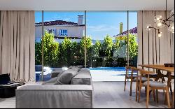 4 bedroom villa with contemporary architecture still under construction, for sale in Alca