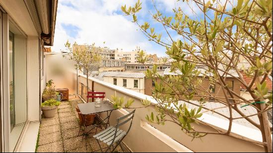 Apartment for sale in Paris, France