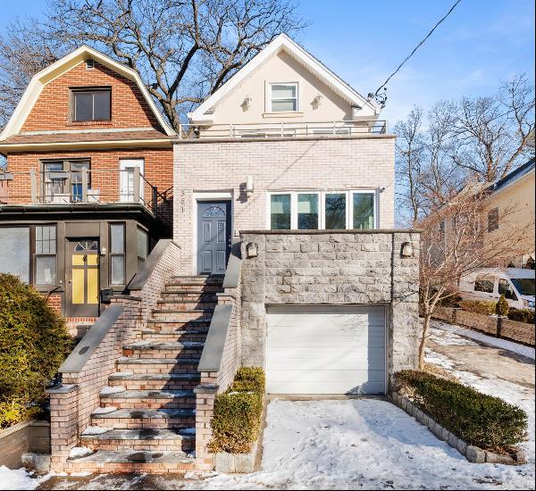 <p><span>Unparalleled in North Riverdale, this unique modern home has been renovated with 