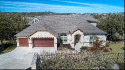 Carefree Living Close to Main Street Boerne