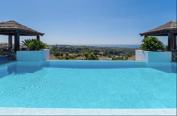 Villa with panoramic views in Los Flamingos