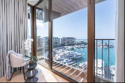 Luxury apartment in Jumeirah Bay Island