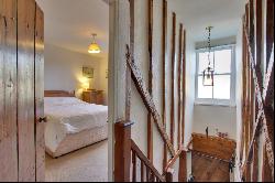 Cullings Hill, Elham, Canterbury, Kent, CT4 6TE