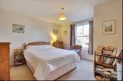 Cullings Hill, Elham, Canterbury, Kent, CT4 6TE