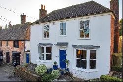 Cullings Hill, Elham, Canterbury, Kent, CT4 6TE