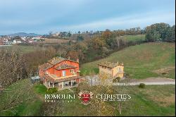 RESTORED VILLA FOR SALE IN CITTÀ DI CASTELLO, UMBRIA