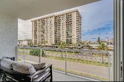 415 Island Way #311, Clearwater FL 33767