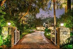 5400 Kerwood Oaks Dr, Coral Gables FL 33156