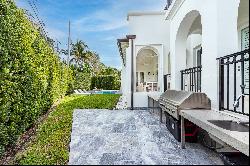 375 Harbor Ln, Key Biscayne, FL