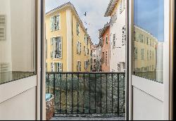 Old town of Nice : Mediterranean elegance in this 3-room flat