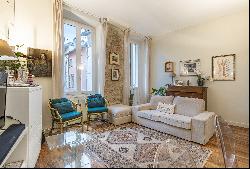 Old town of Nice : Mediterranean elegance in this 3-room flat