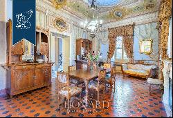 Elegant 19th-century villa with a big private garden for sale in Toirano, charming hamlet 