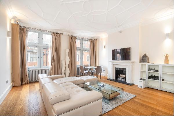 Elegant one bedroom flat available to rent on Mount Street, W1K.
