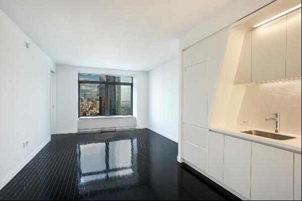 Impeccably styled one-bedroom apartment on a high floor with stunning northern views of NY