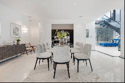 Contemporary four bedroom apartment in Horizon Court, Hampstead