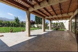 Mediterranean-style house in the Piedra Roja sector.