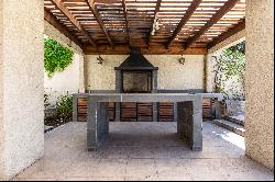 Mediterranean-style house in the Piedra Roja sector.