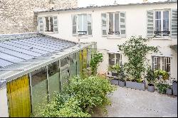 Paris 7th District - An atypical 4-bed property