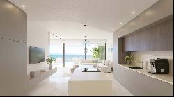 Exclusive penthouse with sea views in El Higuern area