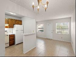 19 Vista Trail #104, Vero Beach FL 32962