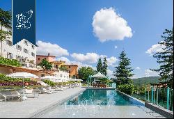 Luxury villa with a garden and panoramic pool for sale in the Marche