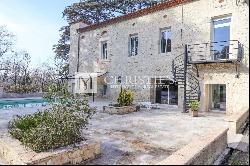 Remarkable Manoir with guest house, pool and jacuzzi, 40 acres of land, close to AGEN