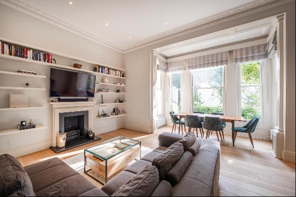 A three bedroom flat set on the 1st floor in St John's Wood, NW8