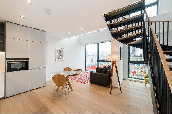 1 bedroom split level apartment to rent in King's Cross, N1C