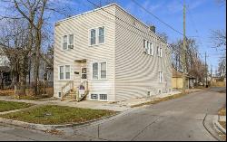 514 8th Street #2, Waukegan IL 60085