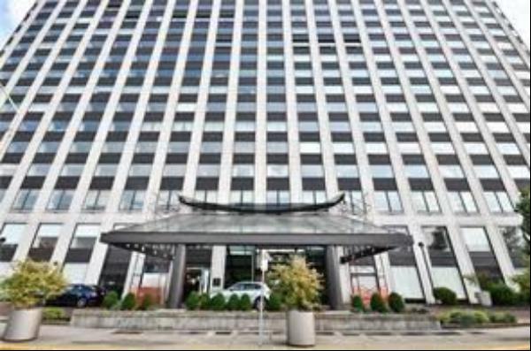 320 Fort Duquesne Blvd #4B, Pittsburgh PA 15222