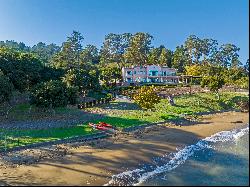 Resort-like Waterfront Living in Tiburon