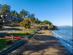 Resort-like Waterfront Living in Tiburon