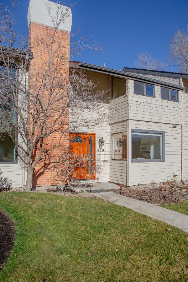 Charming Townhouse in Boise!