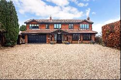 Chelmsford Road, Hatfield Heath, Bishop's Stortford, Hertfordshire, Csqsqm 7BD