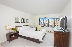 Luxurious 1 bedroom 2 bath Apartment at 900 Park Ave. / 79th St