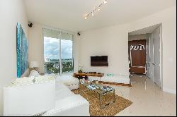 15811 Collins Ave, #1105, Sunny Isles Beach, FL