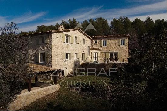 Old bastide completely renovated